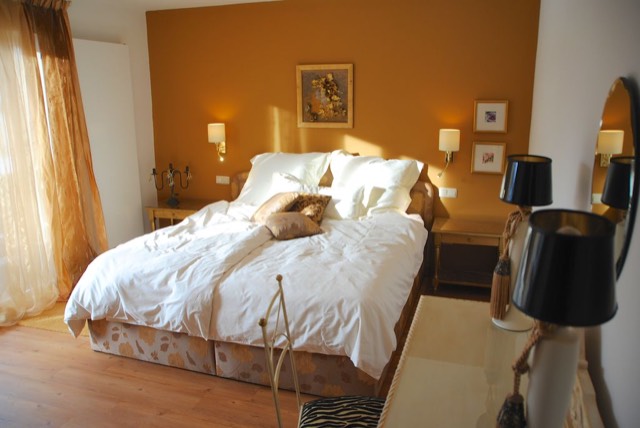 Zweites Schlafzimmer mit Doppelbett
